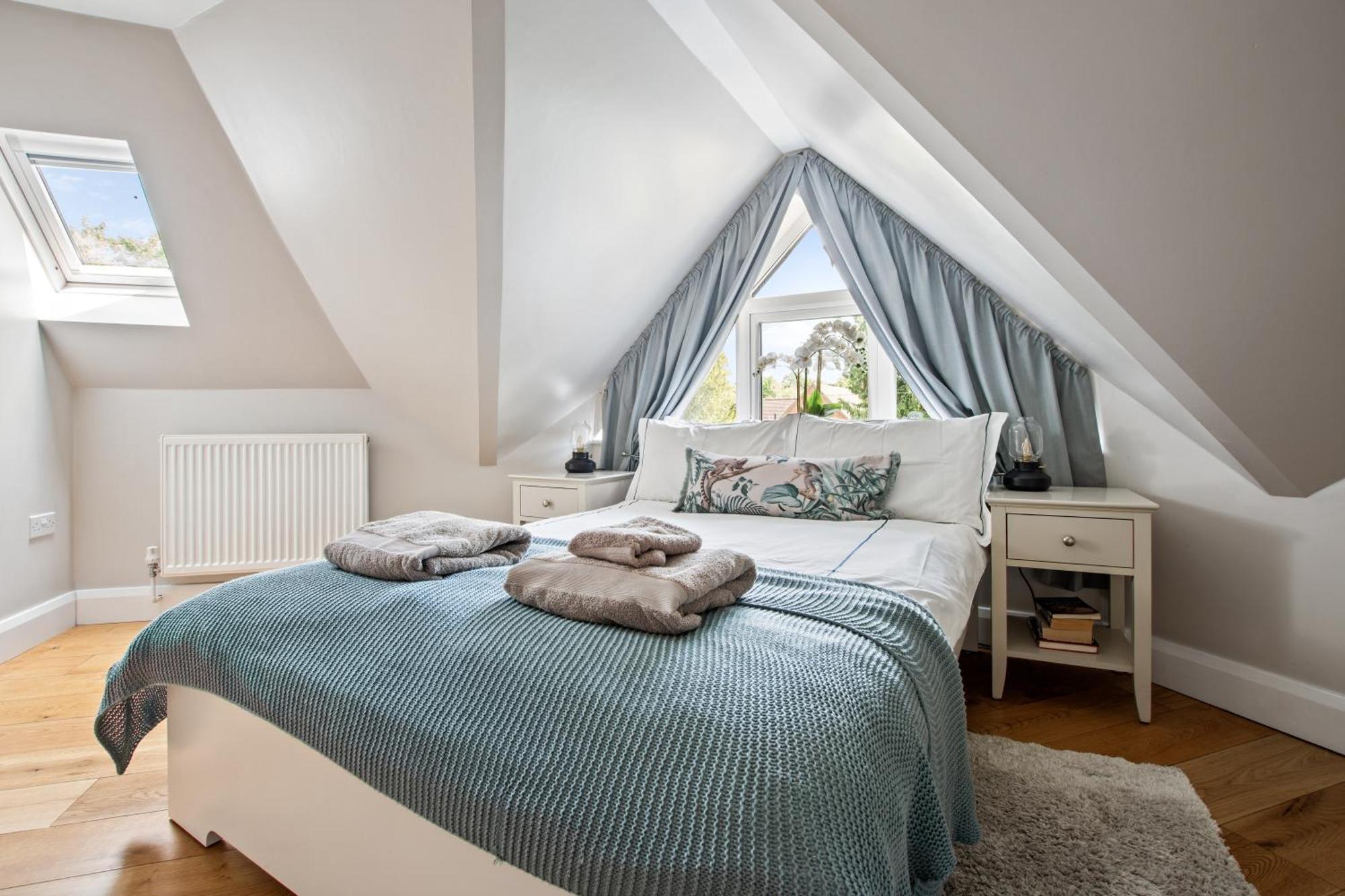 Central And Cosy Brockenhurst Flat Exterior photo
